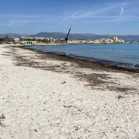 Vue Mer Et Remparts. Entre Vieille Ville Et Plages Antibes Exteriér fotografie