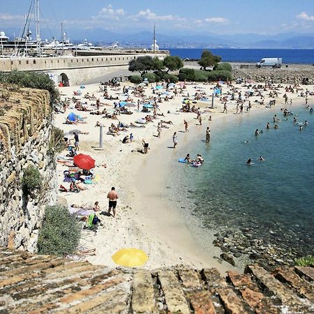 Vue Mer Et Remparts. Entre Vieille Ville Et Plages Antibes Exteriér fotografie